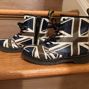 Dr. Martens Kids Boots - Union Jack Design